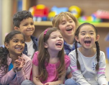 fröhliche Kinder fröhliche KinderKinder