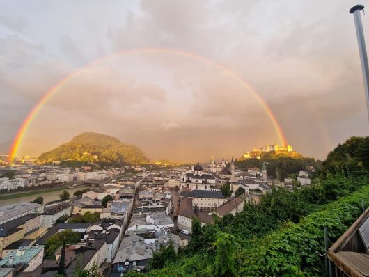 Regenbogen über Salzburg Regenbogen über Salzburg